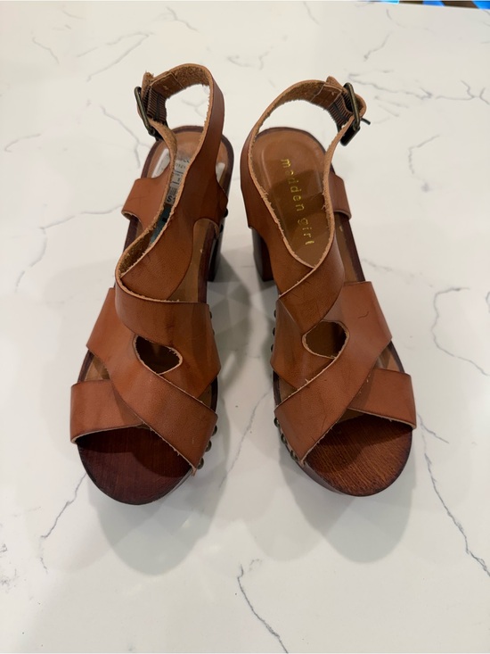 Shoes - Madden girl Nilly wooden sandals